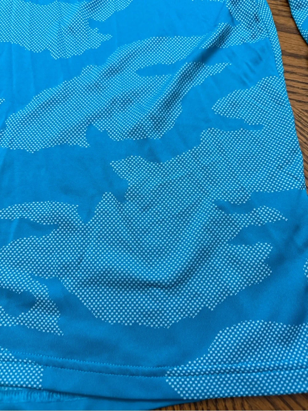 Under Armour detail fabric chest